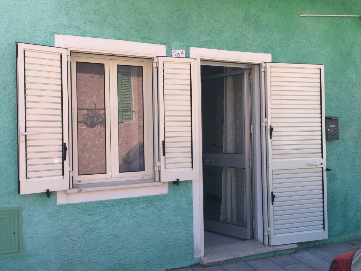 Case Del Mar Nel Centro Storico Santa Teresa Gallura Bagian luar foto